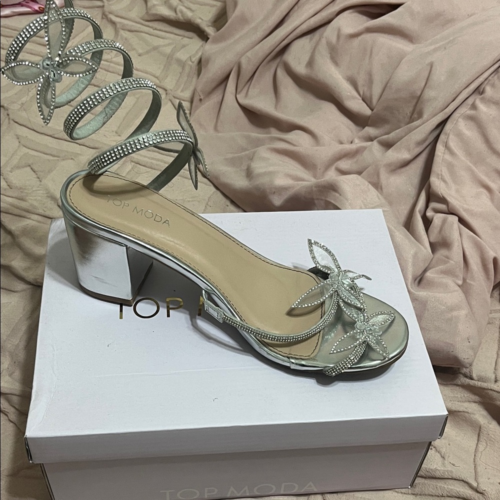 TOP Moda Silver Strappy Heels
